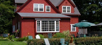 Woods Hole Passage Inn