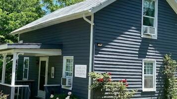 Quadruple Room, Ensuite | Lobby