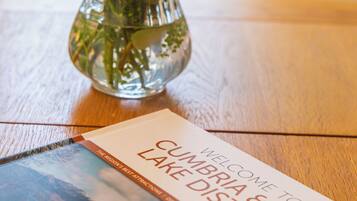 Egyptian cotton sheets, premium bedding, individually decorated