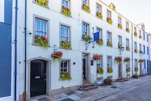 ด้านหน้าที่พัก