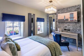 Standard Double Room | Egyptian cotton sheets, premium bedding, individually decorated - Georgian House Hotel (Whitehaven)