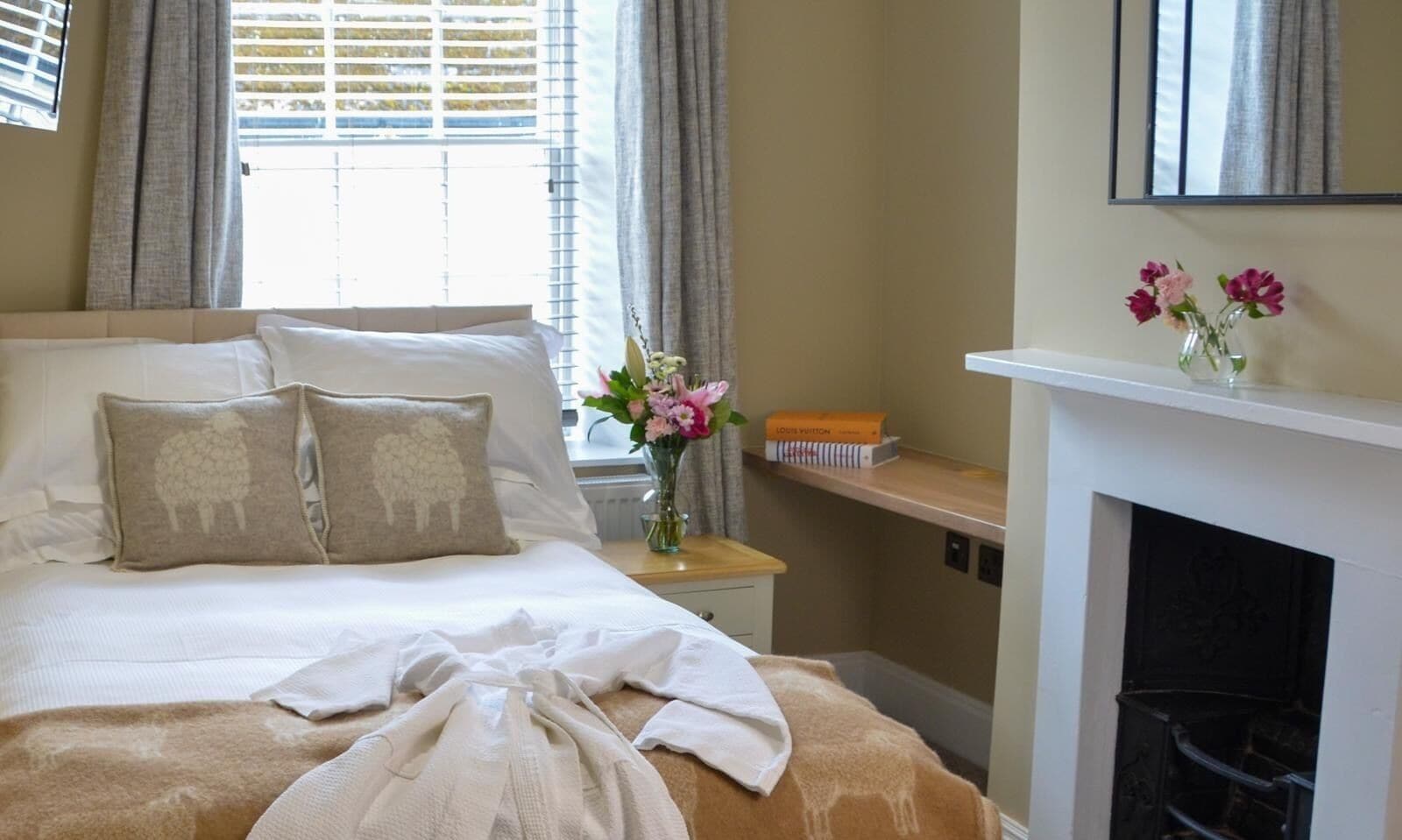 Basic Double Room | Egyptian cotton sheets, premium bedding, individually decorated