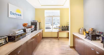 Days Inn & Suites by Wyndham Kearney