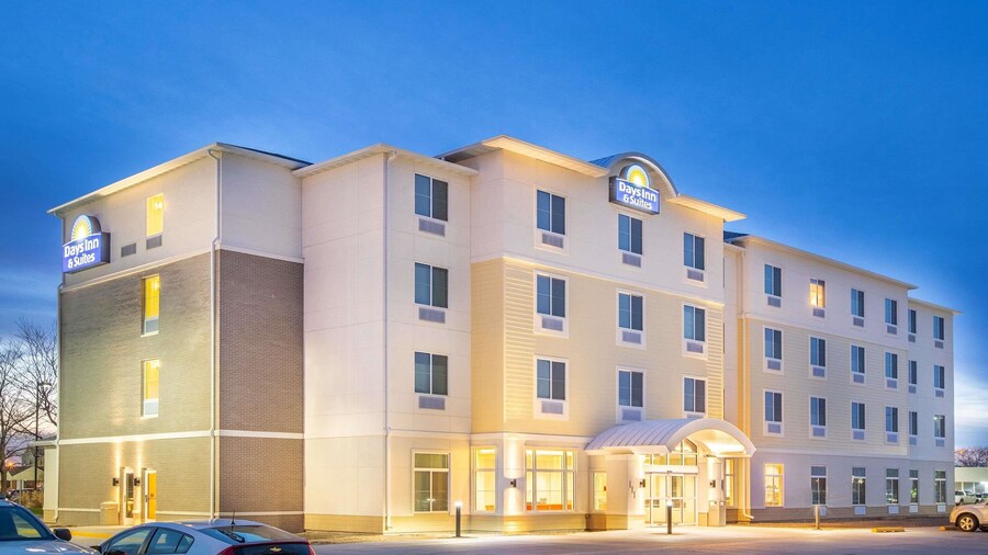 Days Inn & Suites by Wyndham Kearney