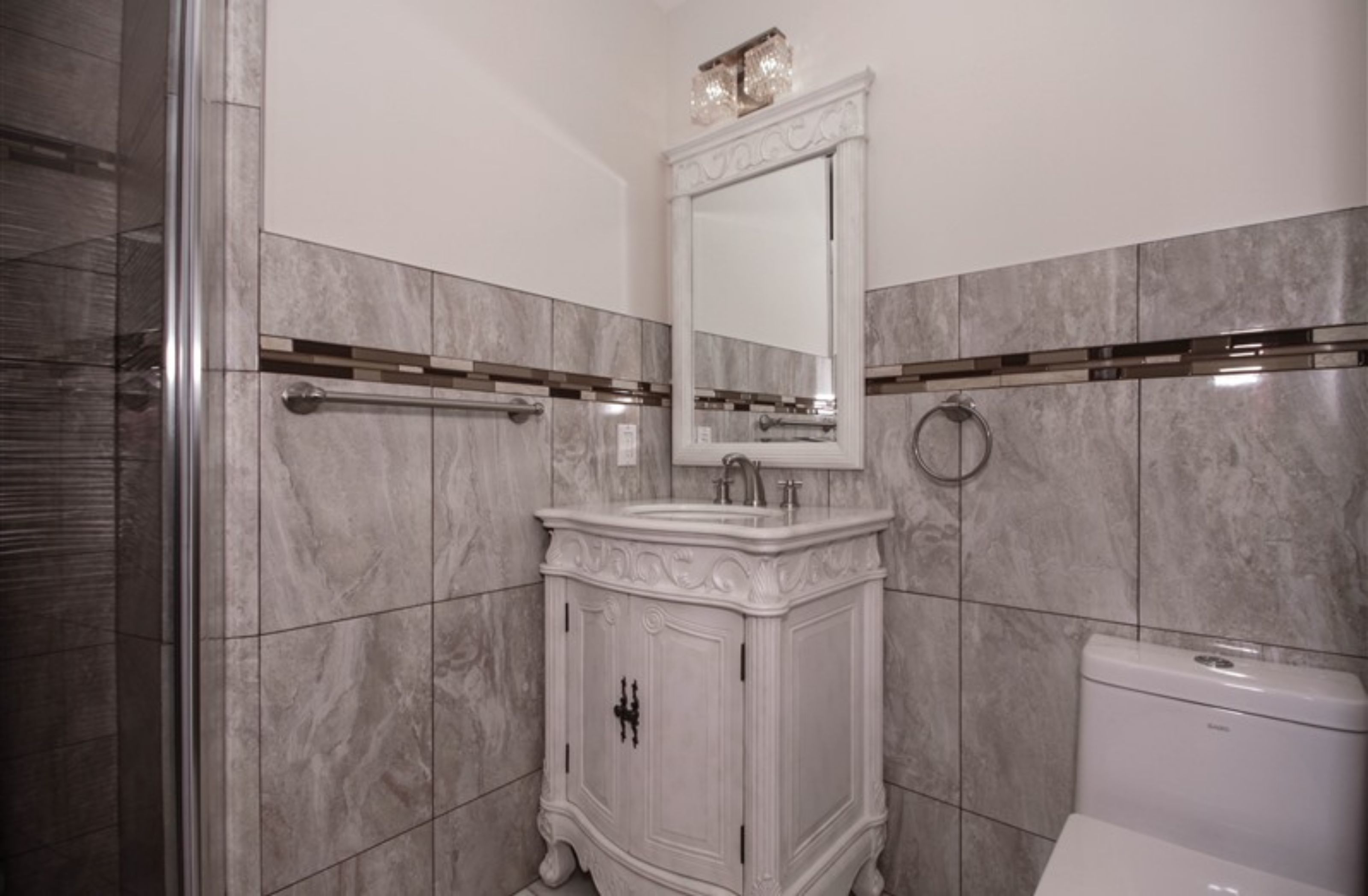 room, private bathroom (room #1) | bathroom | shower, free toiletries, hair dryer, towels