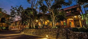 Chateau de Bear Hotel