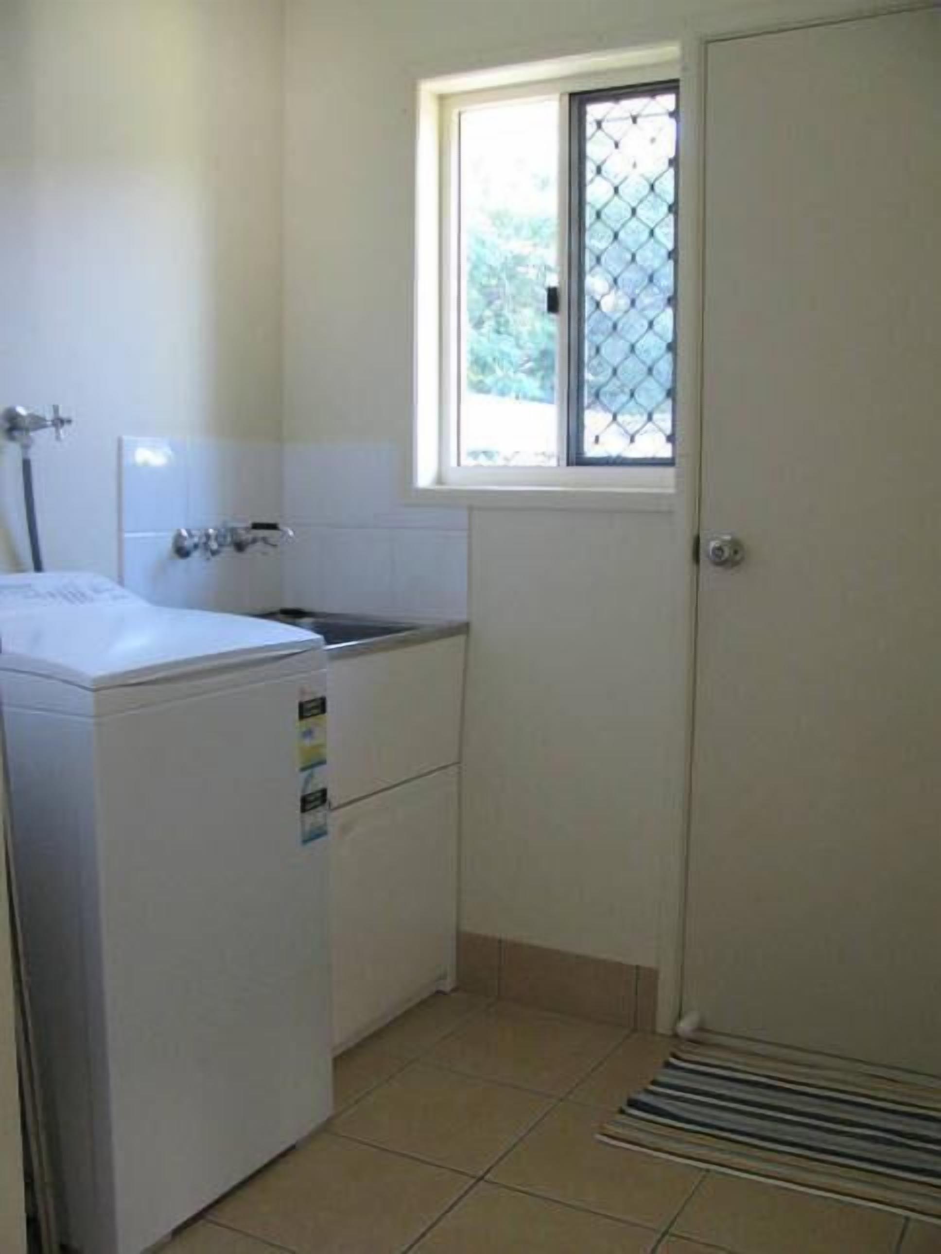 Bay Dream - Hervey Bay — image 14