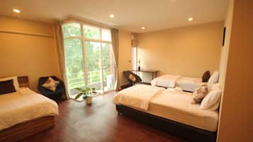 2 Bedroom Town House | 2 bedrooms, blackout curtains, free WiFi