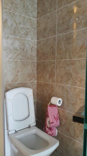 Bathroom - Dorsett Residences Bukit Bintang - Comfort Stay by Selina (Kuala Lumpur)