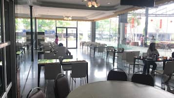 Reggeli, ebéd és vacsora, thai ételek