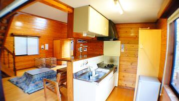 Log House (ONLY SLEEPING BAGS PROVIDED) | Private kitchenette | Fridge
