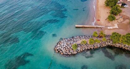 Villa Fontana | Modern Beach Retreat | 3 Bed, 2.5 Bath