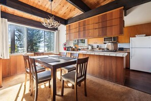 Microwave, dishwasher, cookware/dishes/utensils, dining tables - Rustic Dollar Point Cabin with Lake Views & Sunny Deck (Tahoe City)