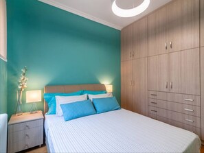 2 slaapkamers, een kluis op de kamer, een bureau