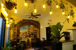 Breakfast, lunch, dinner served; local cuisine  - Ladybug Boutique Villa (Hanoi)