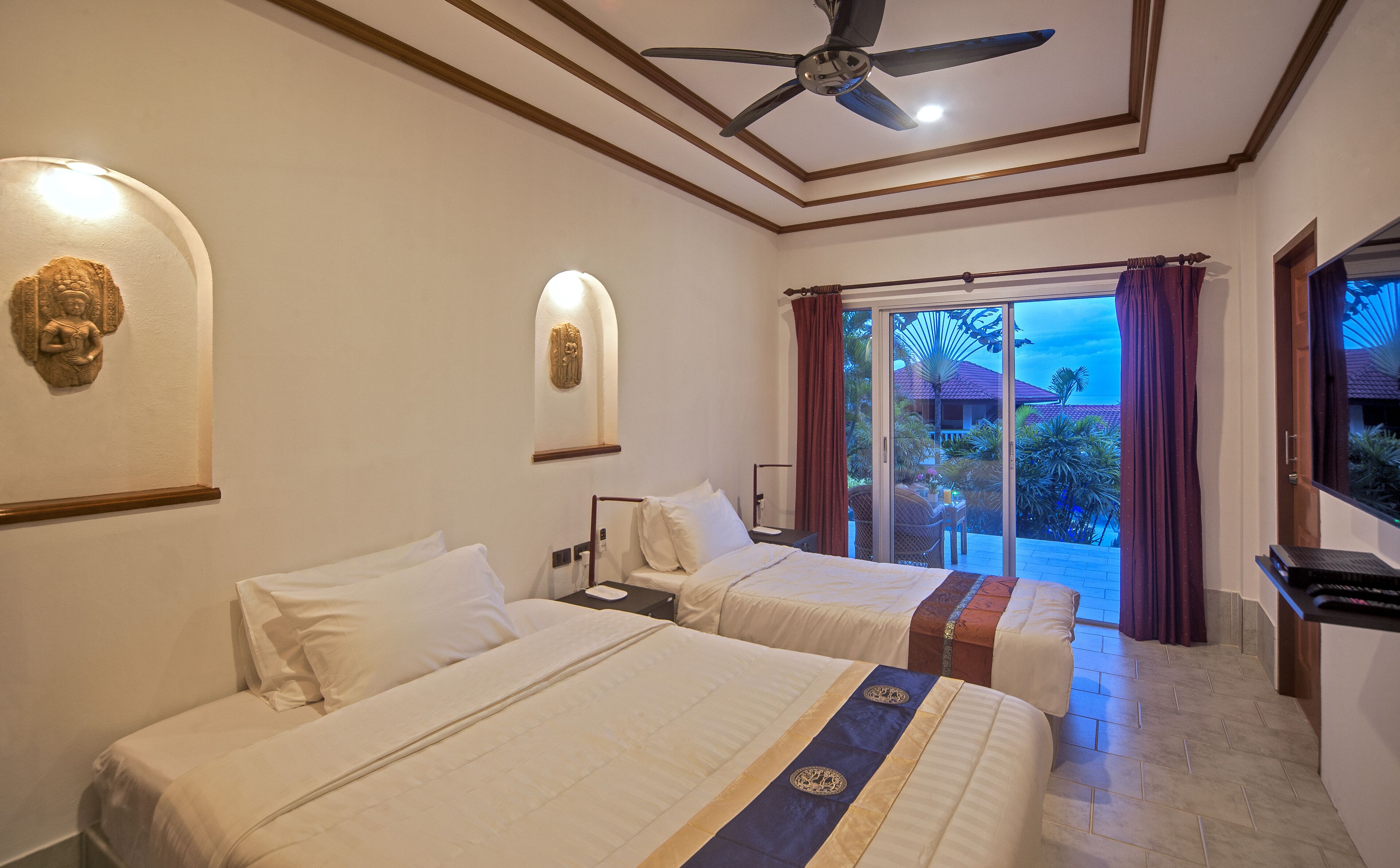 family suite, 2 bedrooms, non smoking, patio | minibar, in-room safe, blackout curtains, free wifi