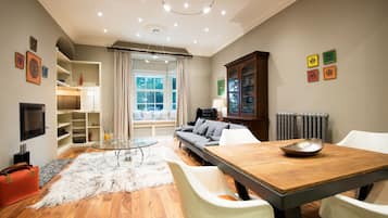 TV, fireplace, DVD player