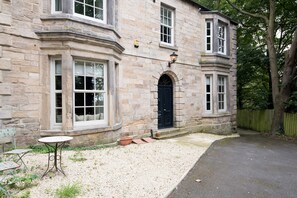 Exterior - Toast Lettings | Apartment 1 The Grove minutes walk from Durham City (Durham)