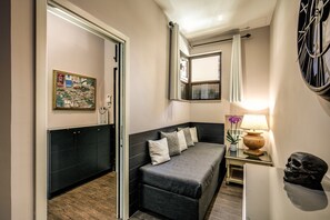 Smart TV, video games, DVD player, books