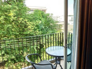  Bunk Bed in Mixed Dormitory Room | Free WiFi - Ninety 9 Hostel (Bangkok)