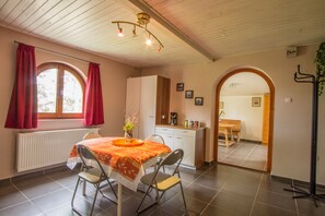 Dining - Far away and yet close (Polány)