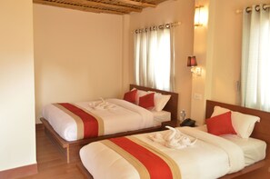 Desk, iron/ironing board, free WiFi - Hotel The Doors (Kathmandu)