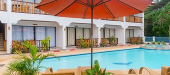 Alona Vida Beach Hill