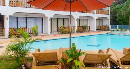 Alona Vida Beach Hill