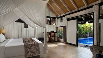 Habitación superior, acceso a la alberca (Tirta Gangga) | Ropa de cama de alta calidad y caja de seguridad en la habitación