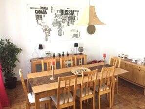 تناول الطعام