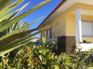 تفاصيل الفندق من الخارج