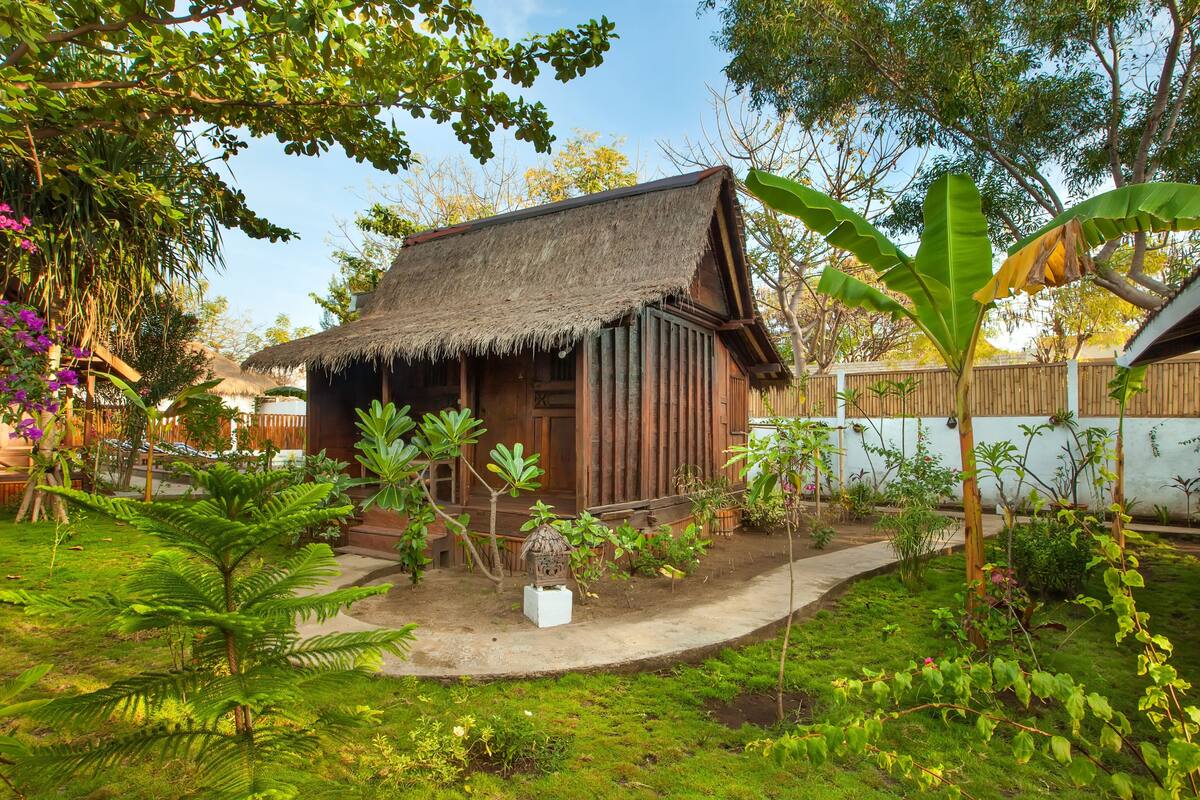 Villa, 2 Bedrooms | Minibar, in-room safe, rollaway beds (surcharge), WiFi (free)