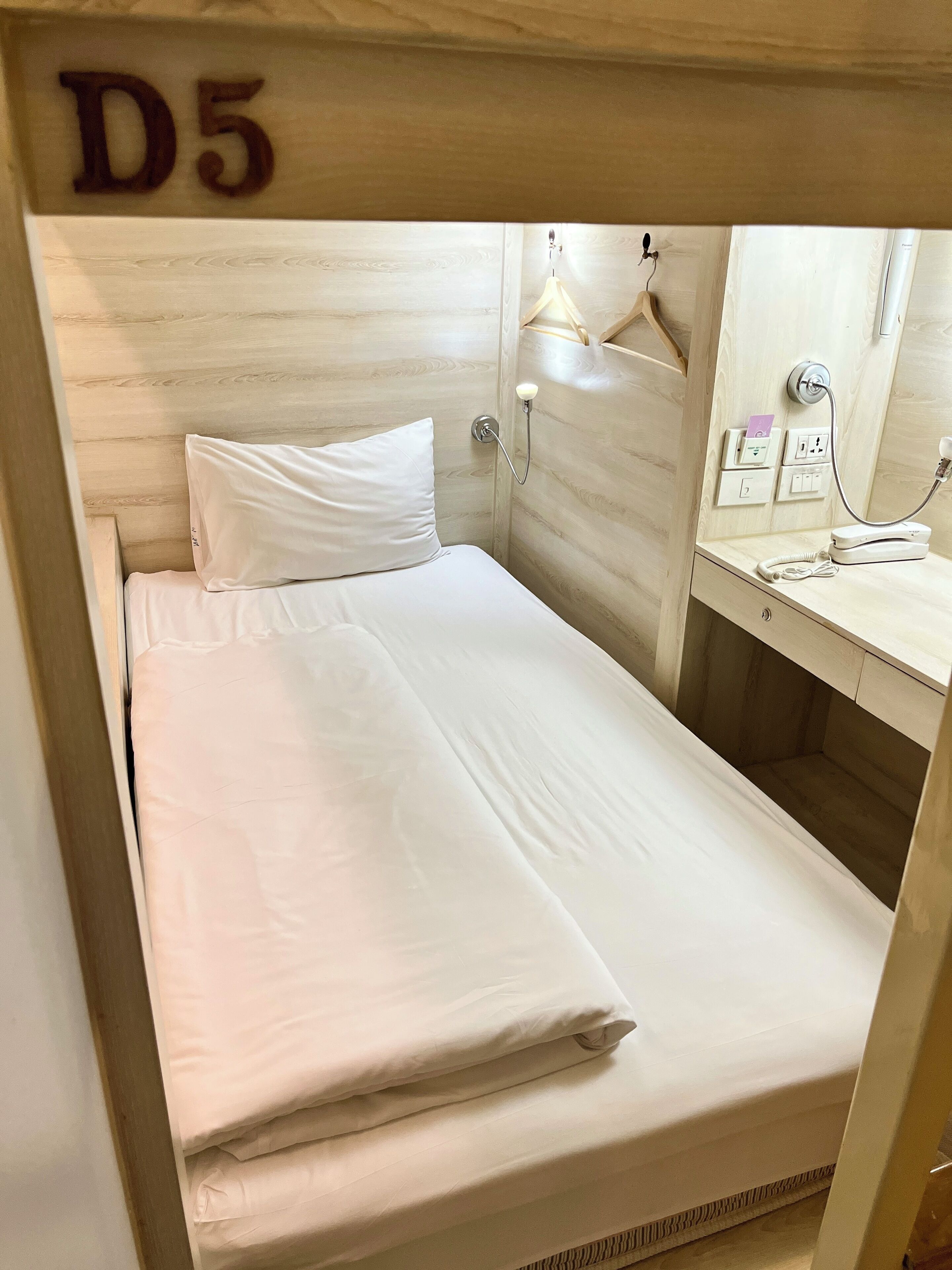 In-room safe, soundproofing, iron/ironing board, free WiFi