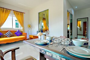 Suite Familiale, 2 chambres | Bureau, espace de travail pour ordinateur portable, Wi-Fi gratuit