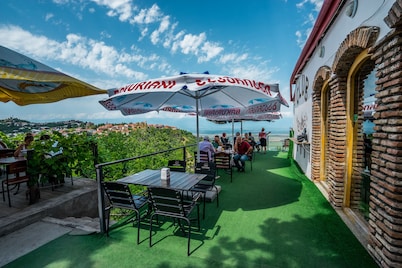 Kanudosi Guest House