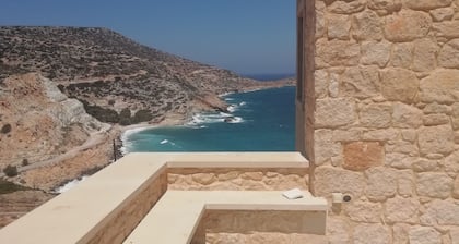 Kivitalohuvilat henkeäsalpaavista näkymistä 1