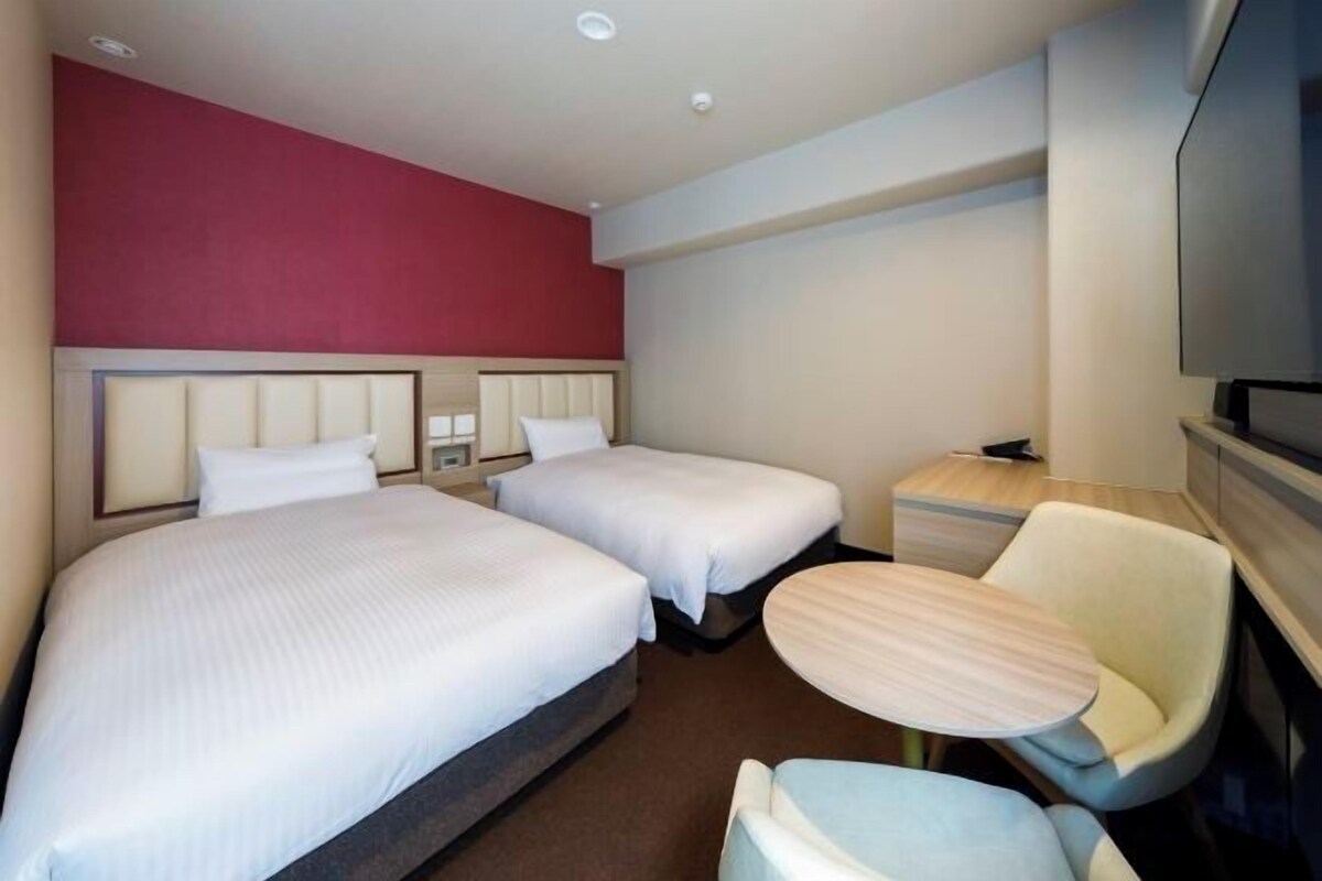 Down duvets, in-room safe, iron/ironing board (on request), free WiFi