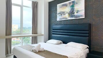 Apartamento design, 3 quartos, para não fumantes, suíte | 2 quartos, individualmente decorados, individualmente mobiliados