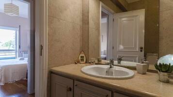 Secadora de cabello y toallas