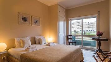 3 bedrooms, iron/ironing board, travel crib, WiFi