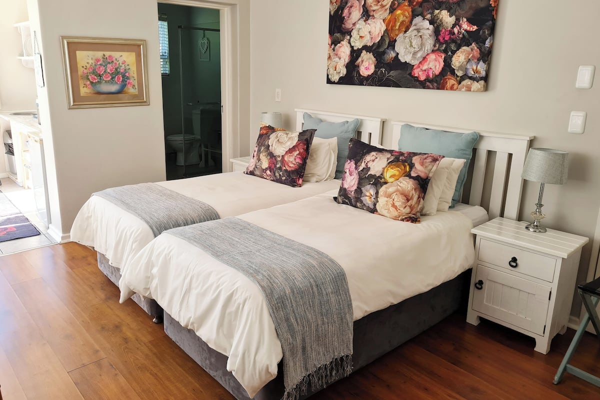 Twin Room, Patio, Garden View | 1 bedroom, premium bedding, desk, laptop workspace