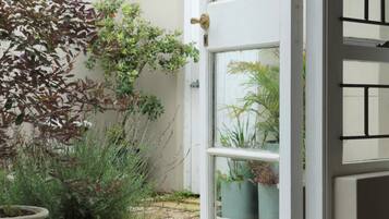 Double Room, 1 Double Bed, Garden View, Garden Area | Premium bedding, desk, laptop workspace, soundproofing