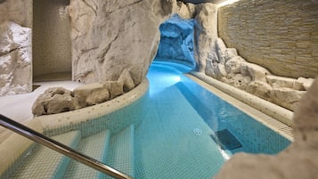 Een sauna, een bubbelbad