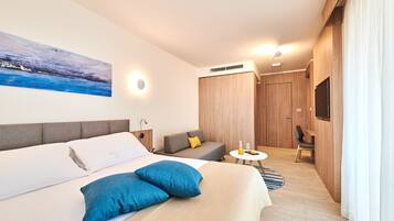 Superior Room Park Side (Family)