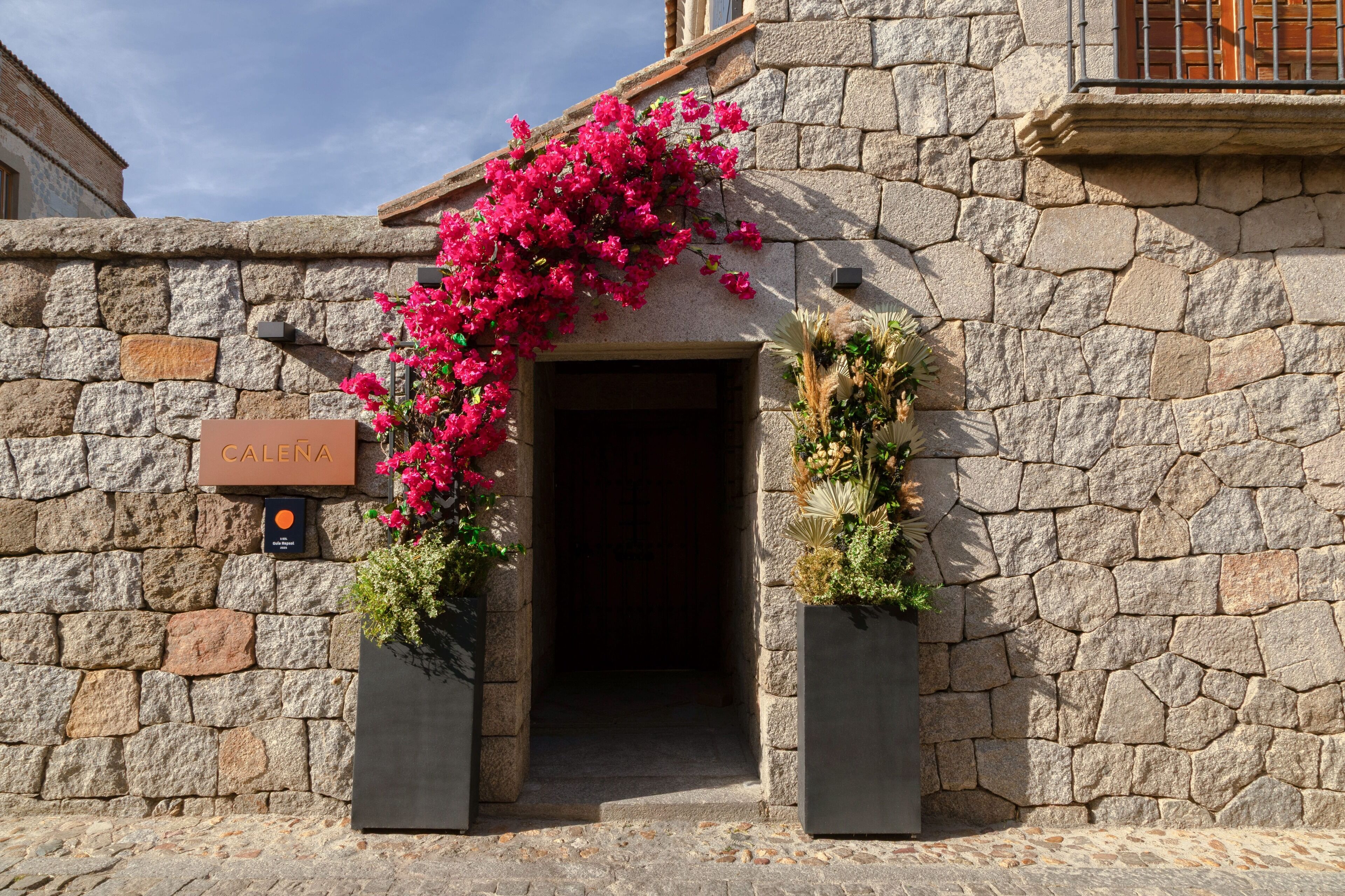 Fachada da propriedade