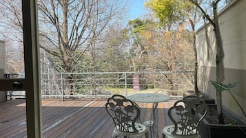 Quarto quádruplo família, 1 quarto, sacada, no jardim | Terraço/pátio