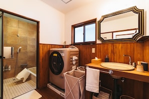 Équipements de salle de bain