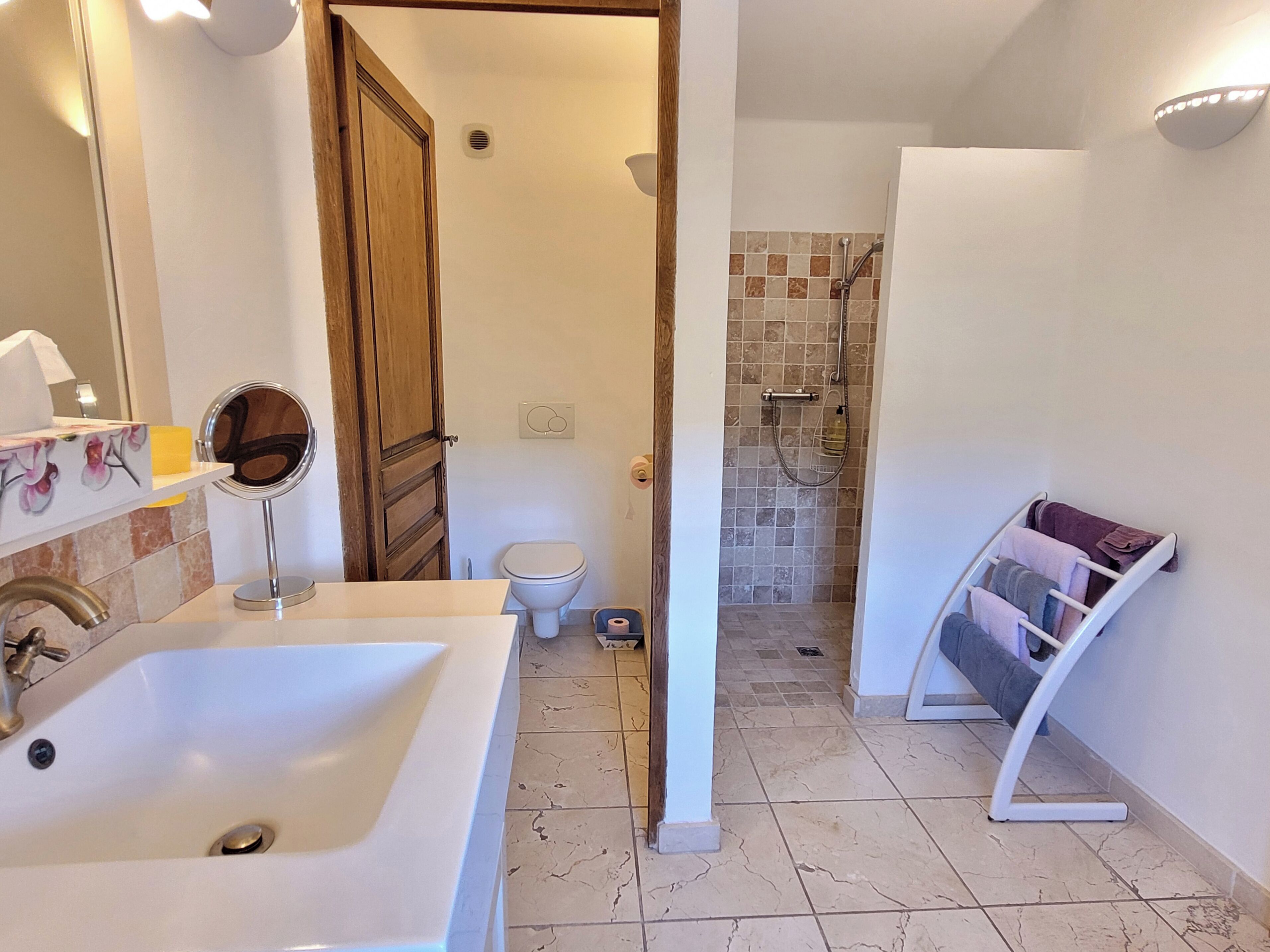 Doppia Comfort, bagno in camera, vista piscina | Wi-Fi gratuito