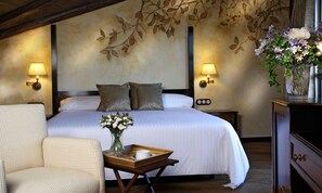 Luxury Suite, Terrace, Mountain View | Egyptian cotton sheets, premium bedding, down comforters - Hotel Rural Los Anades (Abanades)