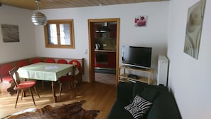 Familienbungalow, 3 Schlafzimmer | Wohnzimmer | Flachbildfernseher, iPod-Dockingstation